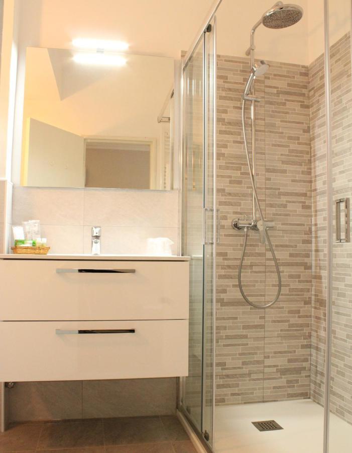 Alexandra Hotel 3*