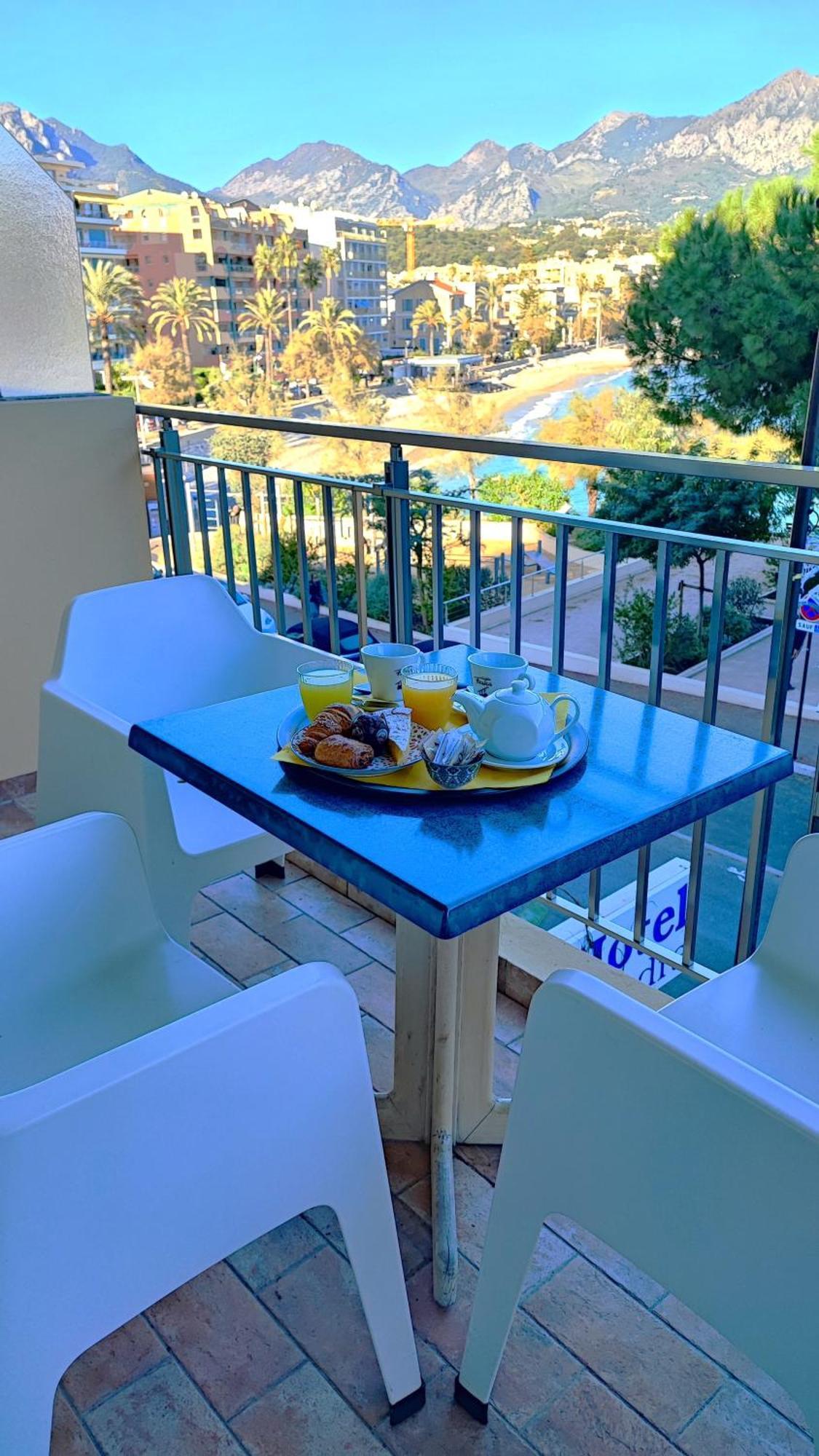 Hotel Alexandra 3*