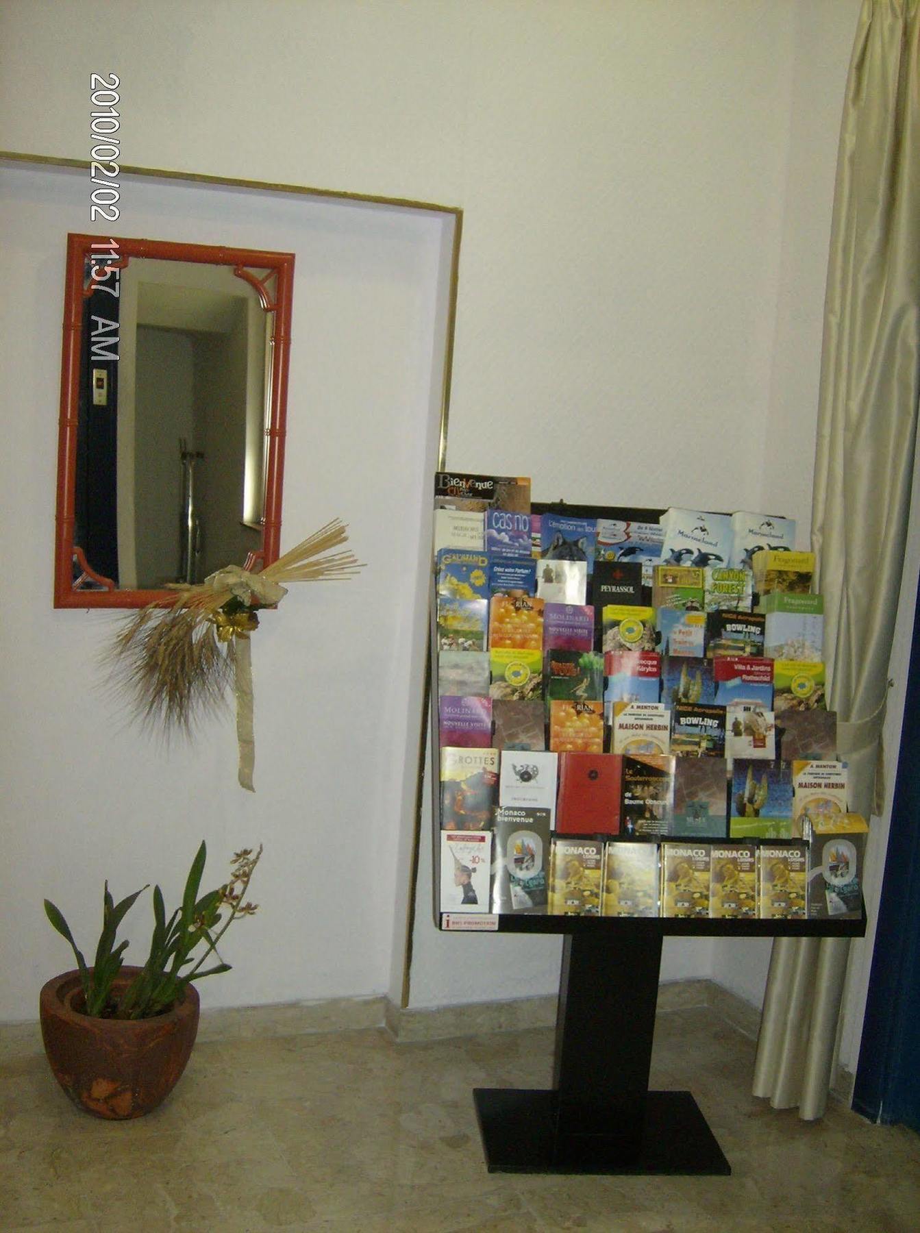 Alexandra Hotel 3*
