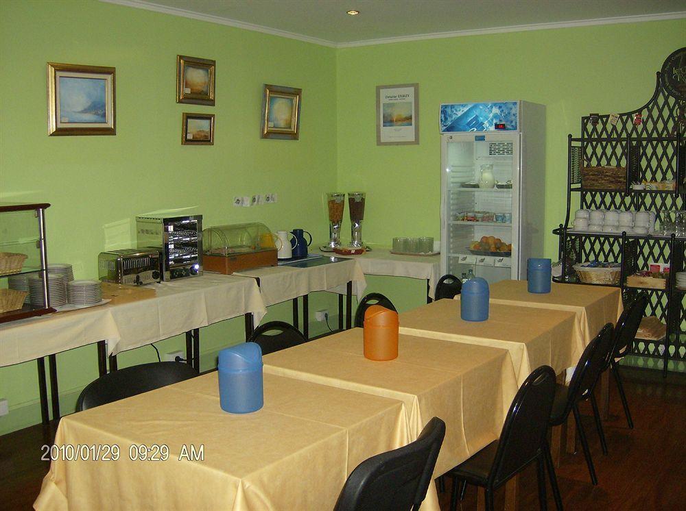 Alexandra Hotel