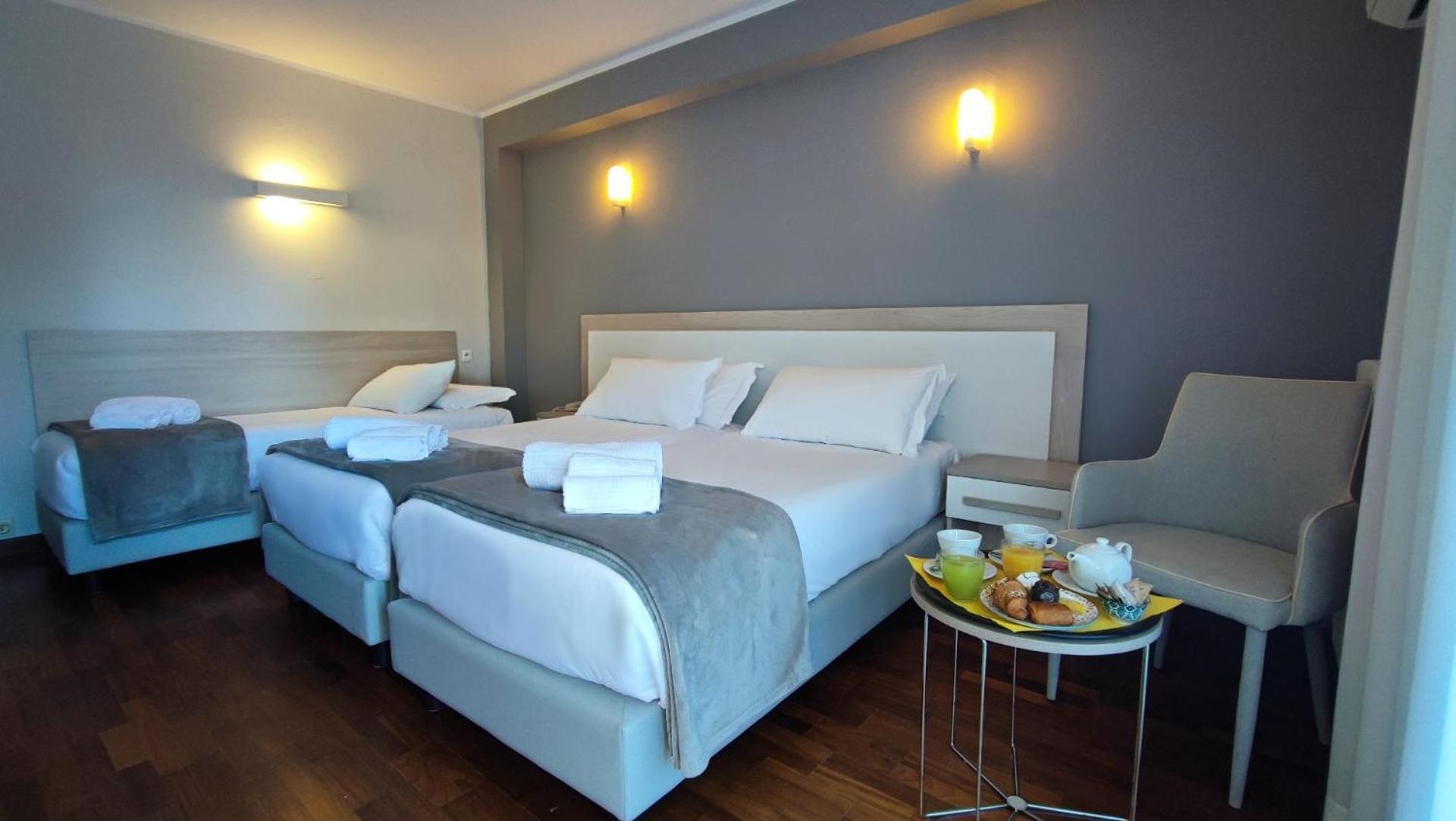 Alexandra Hotel 3*